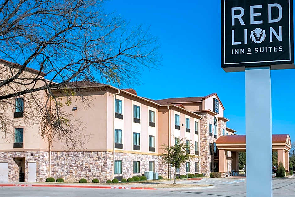 Red Lion Inn & Suites Mineral Wells