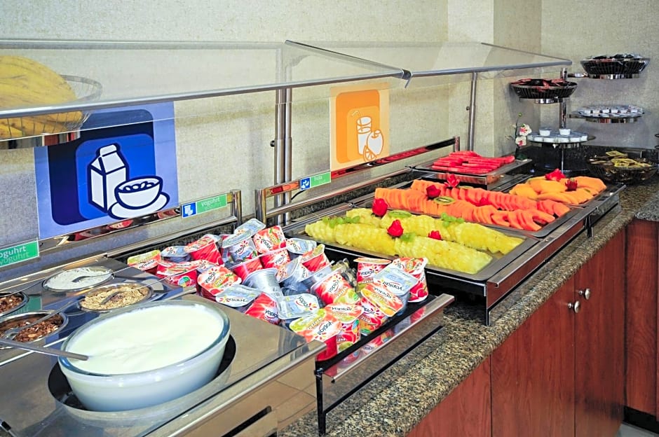 Holiday Inn Express & Suites Toluca Zona Aeropuerto By IHG
