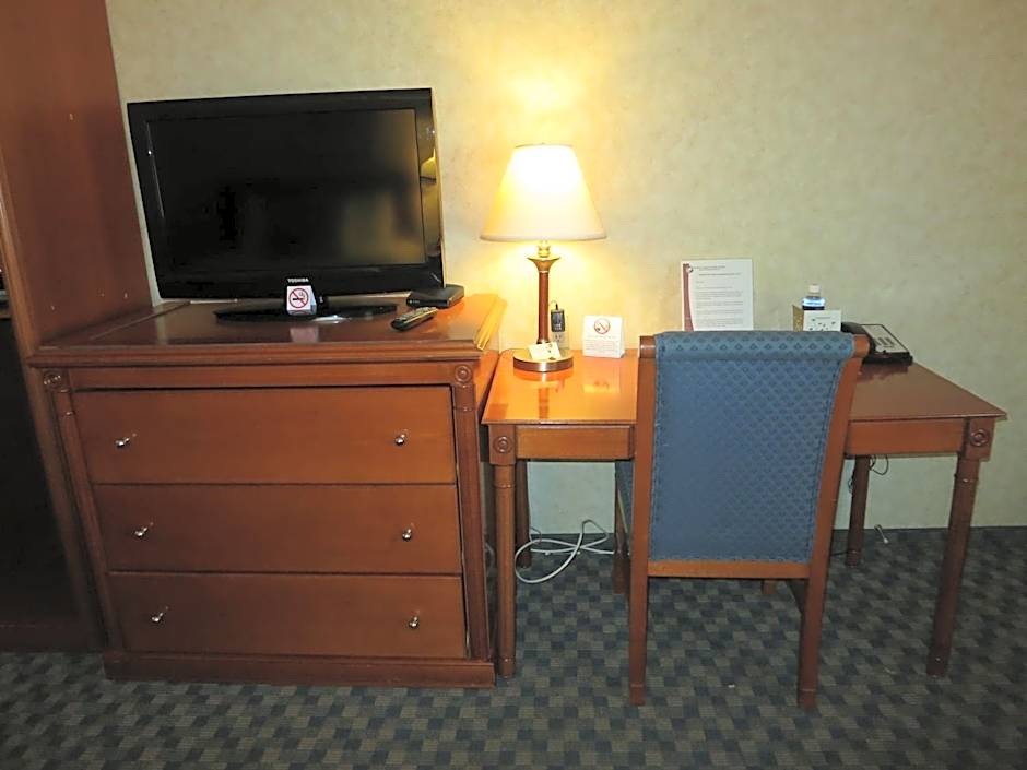 North Vancouver Hotel