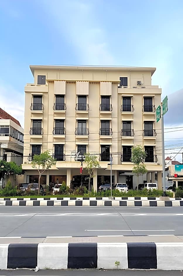 The Amrani Syariah Hotel