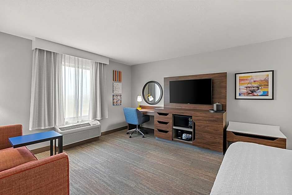 Hampton Inn & Suites Peru