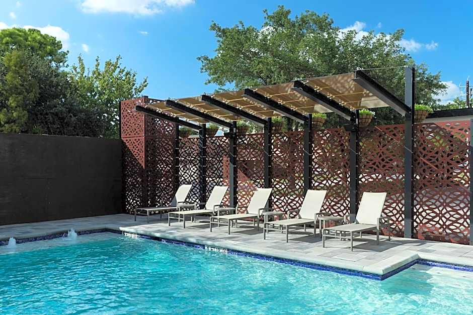 COURTYARD by MARRIOTT HOUSTON HEIGHTS/I-10