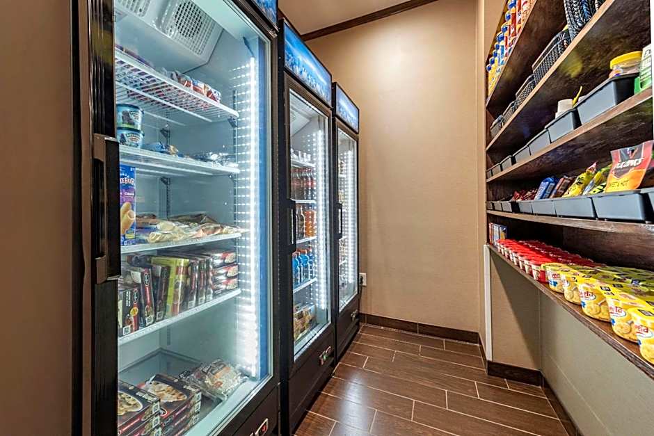 Comfort Inn & Suites Pittsburgh