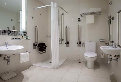 Twin Accessible Guest Room