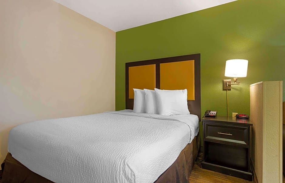 Extended Stay America Suites - Phoenix - Airport - E. Oak St.