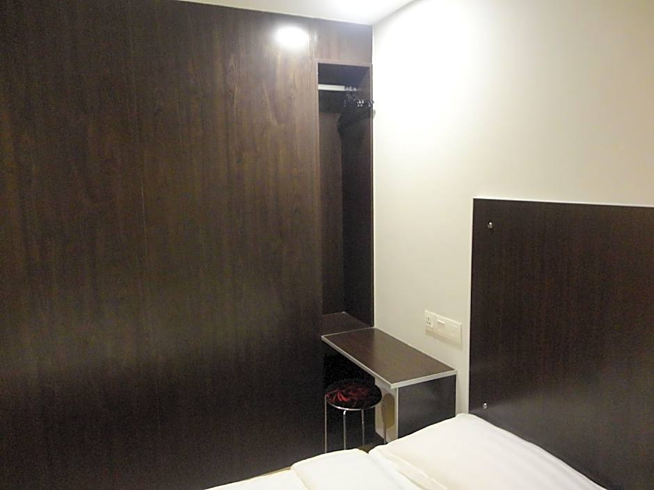 Portview Hotel