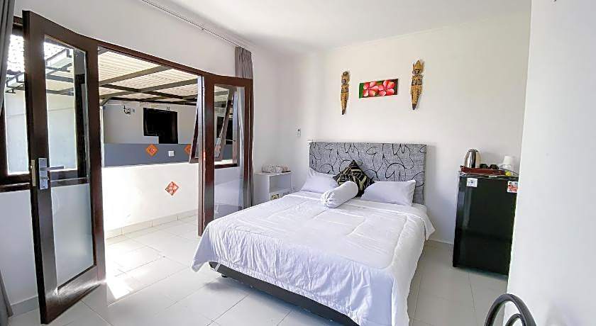 Kana Guest House Mitra RedDoorz