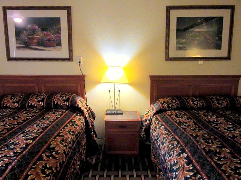 Budget Host Inn