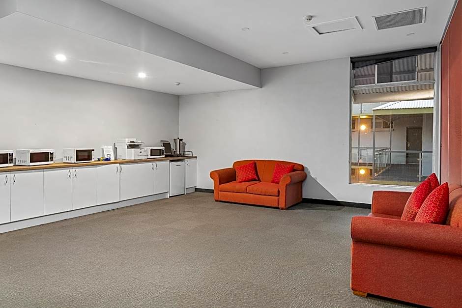 Stay at Alice Springs Hotel