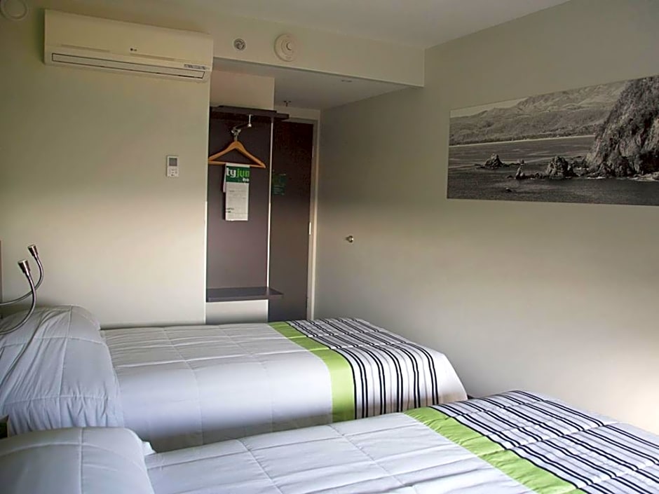 City Express Junior by Marriott Puebla FINSA