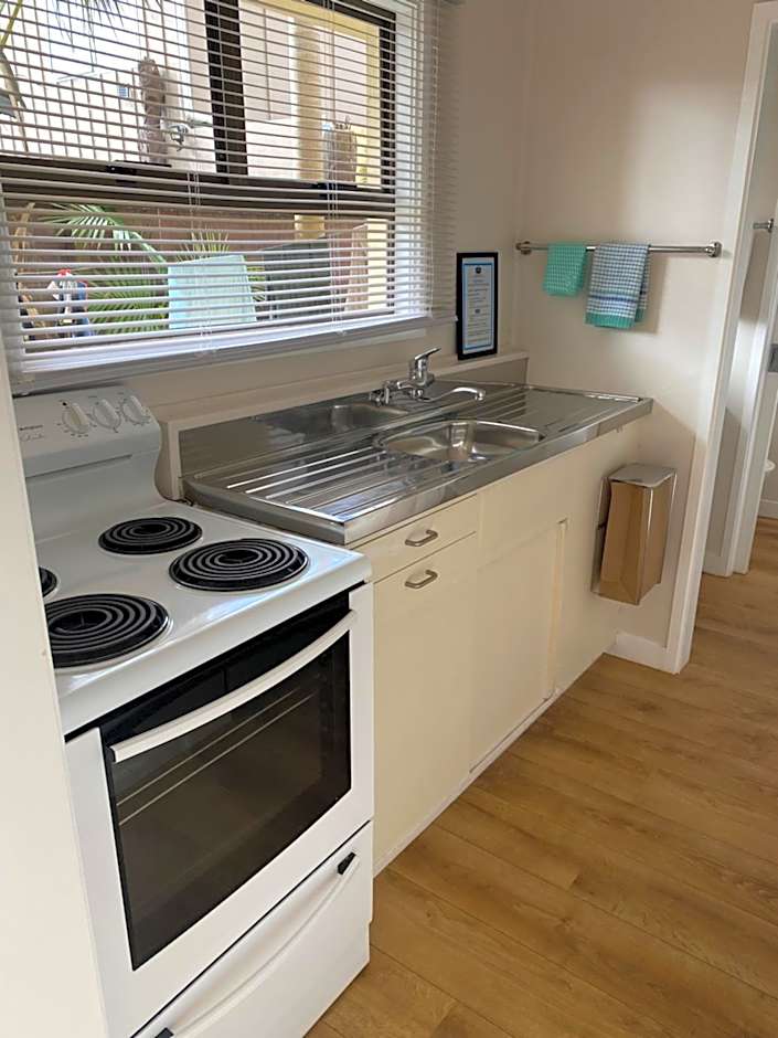 ASURE Wayfarer Motel