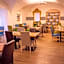 Hotel Golden Key Prague Castle