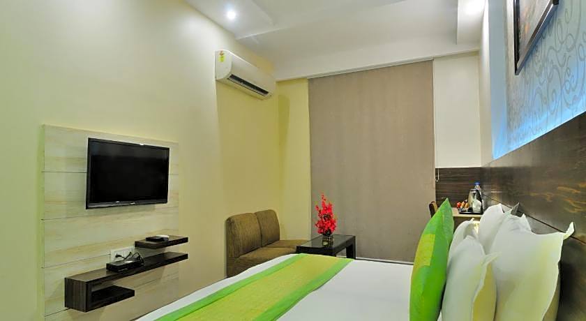 Hotel Sky Rich International