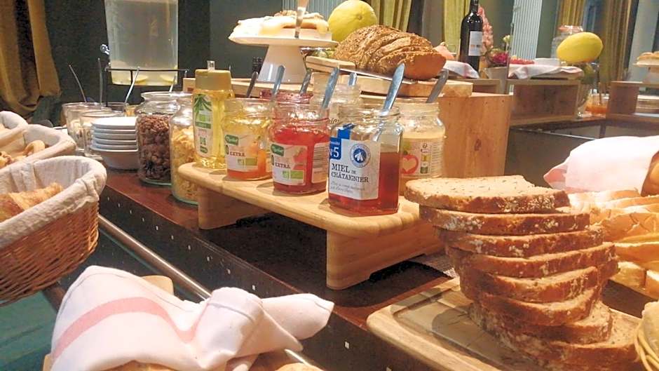 Hôtel Escurial - Centre Gare