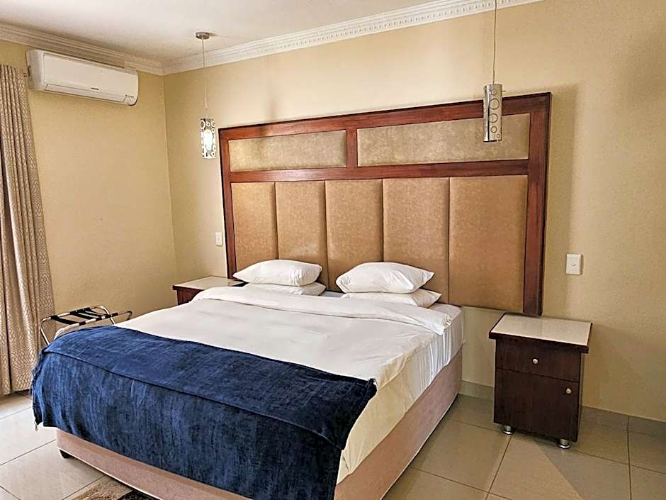 Booth Suite Hotel Mafikeng