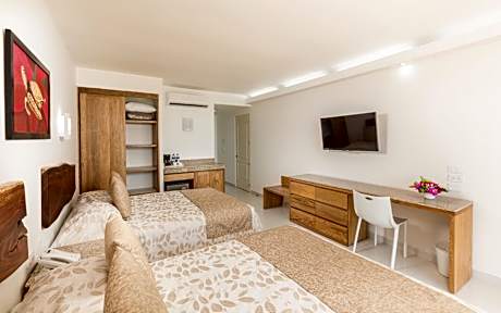 Queen Room with Sea View