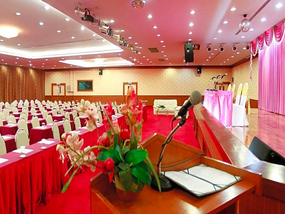 Chumphon Gardens Hotel