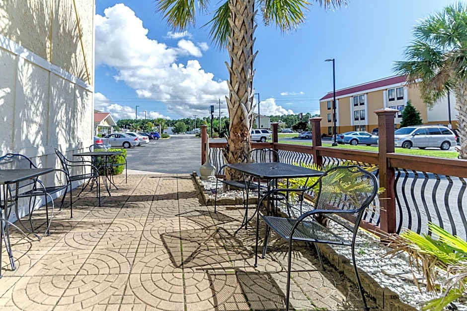 Rodeway Inn & Suites Jacksonville near Camp Lejeune