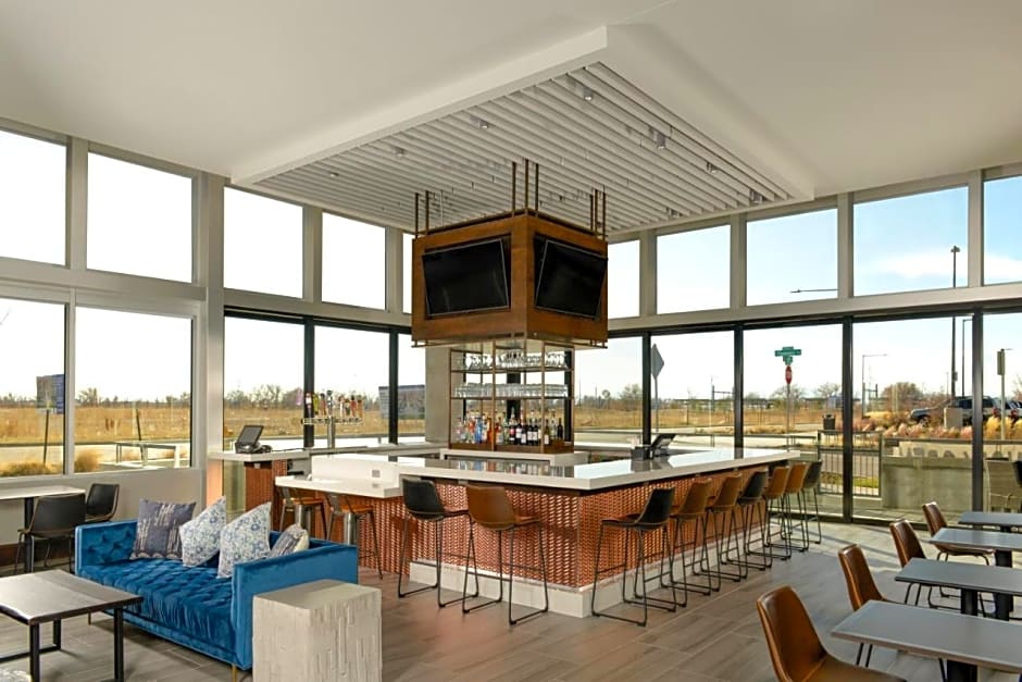 Hyatt Place Pena Station/Denver Airport