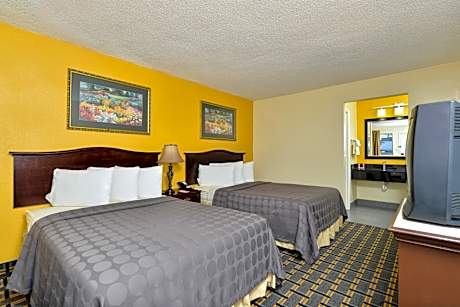 Double Room with Two Double Beds - Smoking