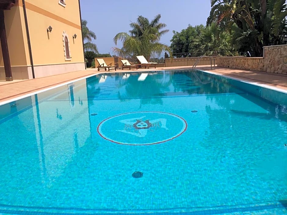 Villa Giulia - Sicilian Luxury Garden