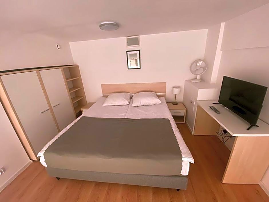 SleepWell Apartments