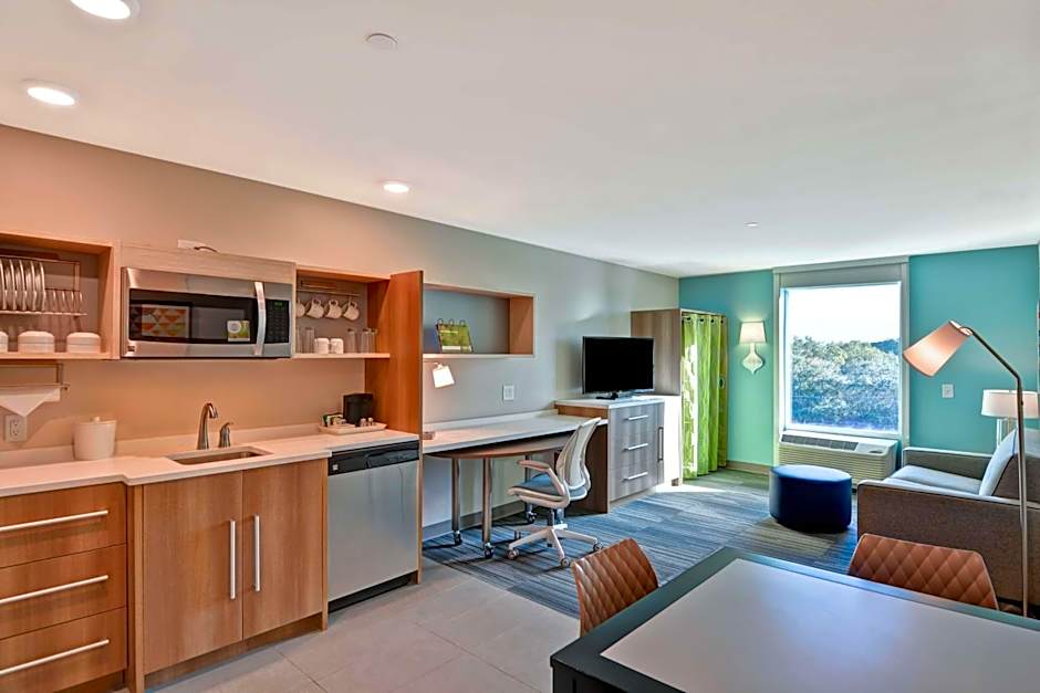 Home2 Suites By Hilton Tampa Usf Near Busch Gardens