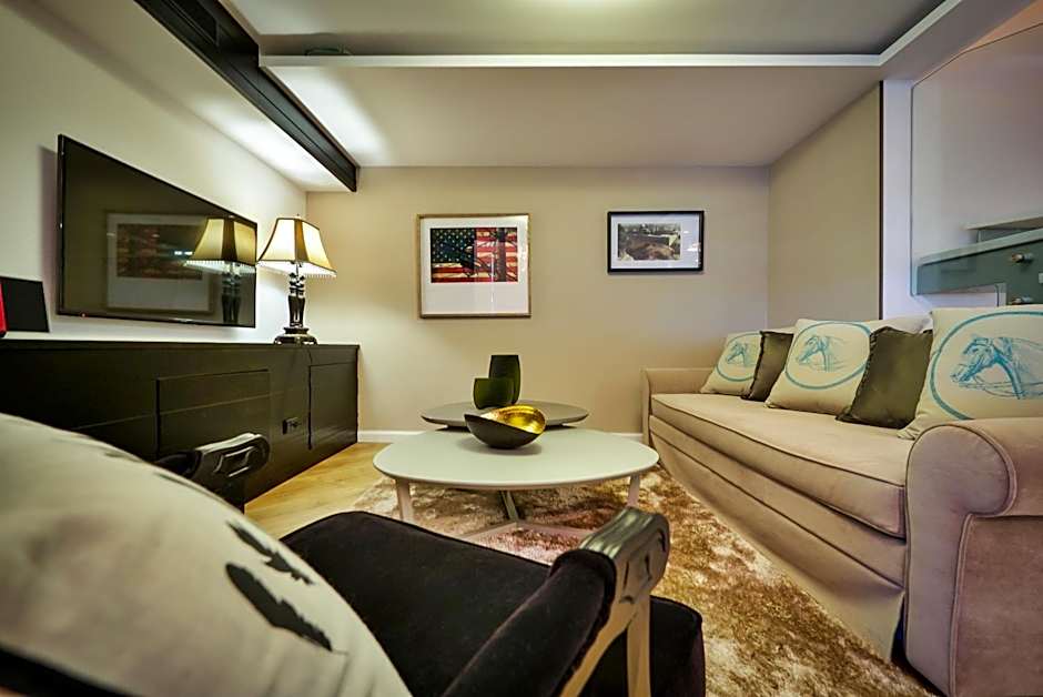 21st Floor Hotel
