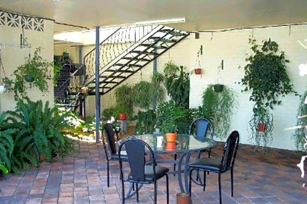 River Park Motor Inn