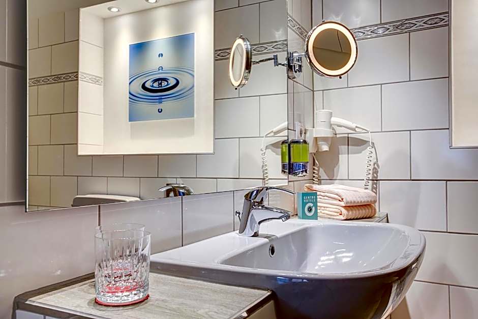 Centro Hotel Consul by INA