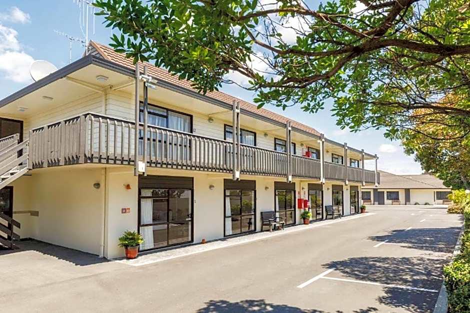 Kauri Court Motel and Apartments