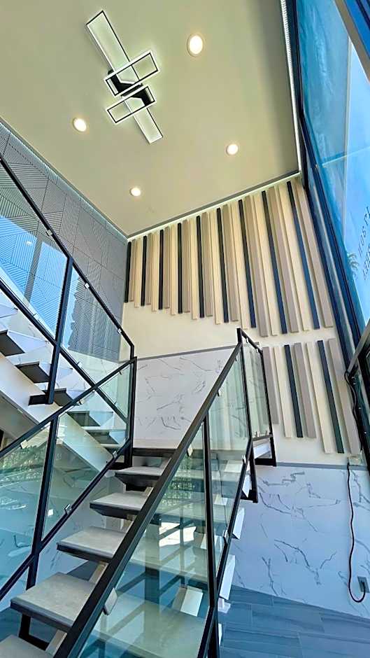 Quintessence ApartHotel