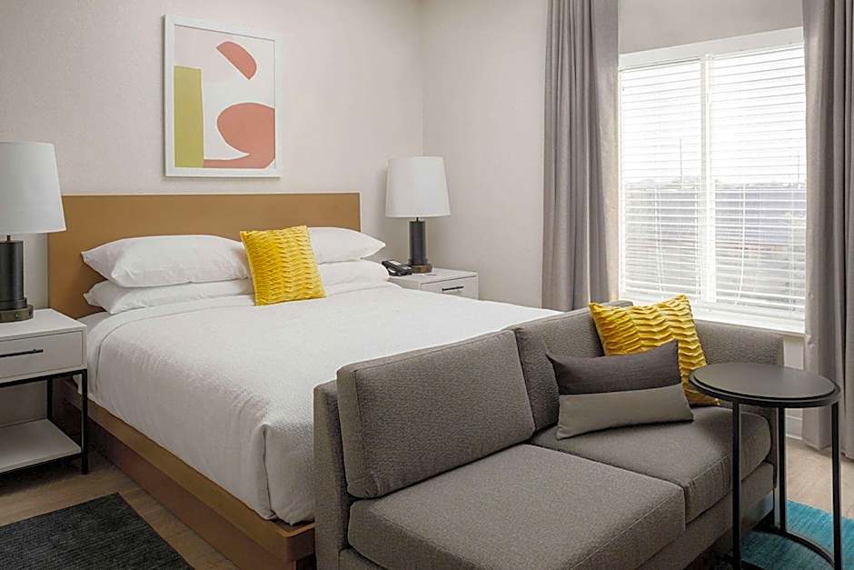 WaterWalk Extended Stay by Wyndham Jacksonville Deerwood Pk