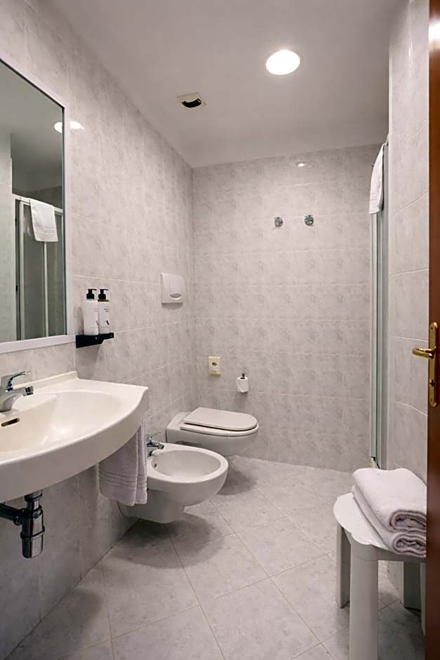 LVG Hotel Collection - Gardenia