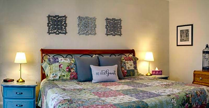 Willow House Inn B&B