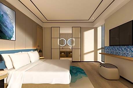 Deluxe King Suite