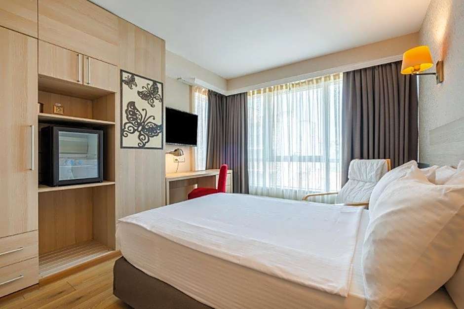 Foto 1 daripada 4 — 1 King Bed