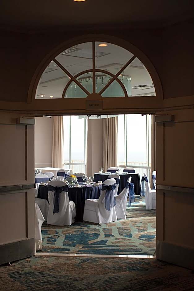 Crowne Plaza Ventura Beach By IHG