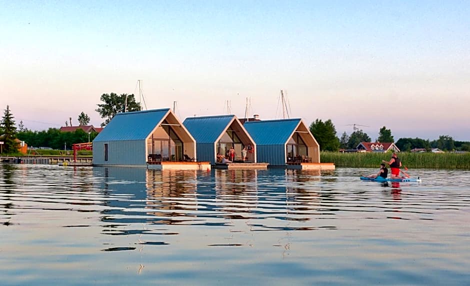 Domy na Wodzie na Mazurach