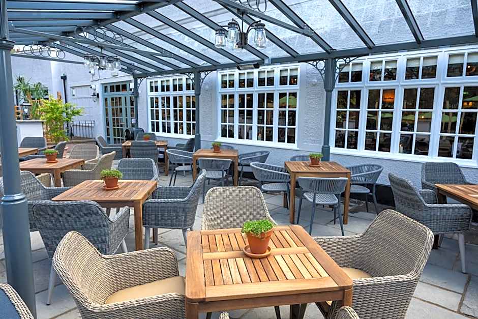 Himley House by Chef & Brewer Collection