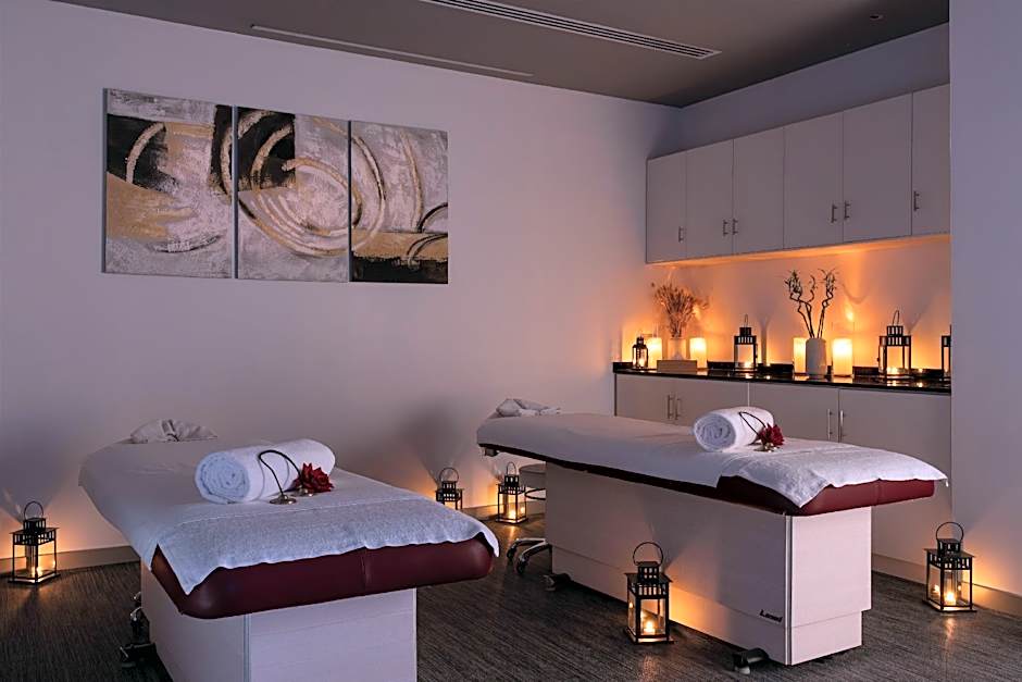 Radisson Red Dubai Silicon Oasis
