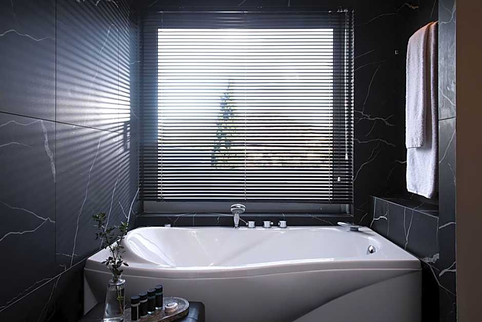 Athenian Riviera Hotel& Suites