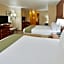 Holiday Inn Express & Suites Willows by IHG