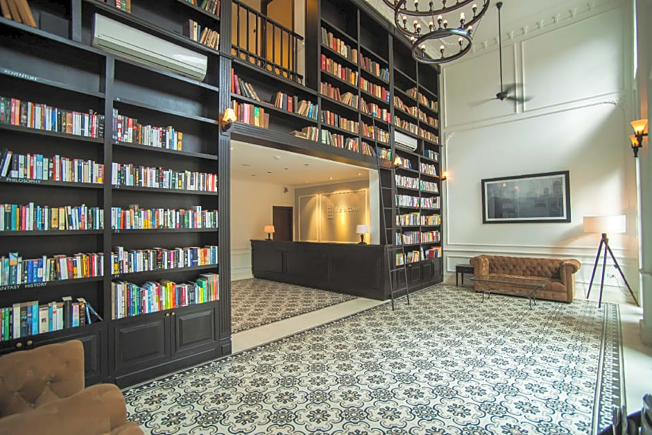 The Alcove Library Hotel