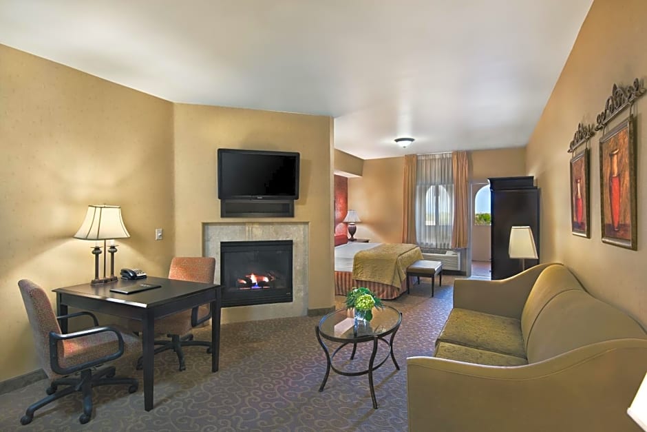 Oxford Suites Boise