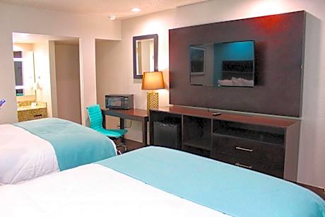 Queen Room with Two Queen Beds