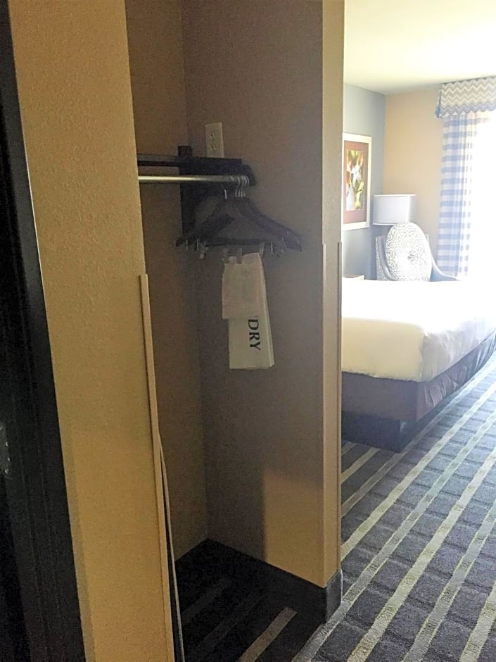 Holiday Inn Express & Suites Perry-National Fairground Area by IHG