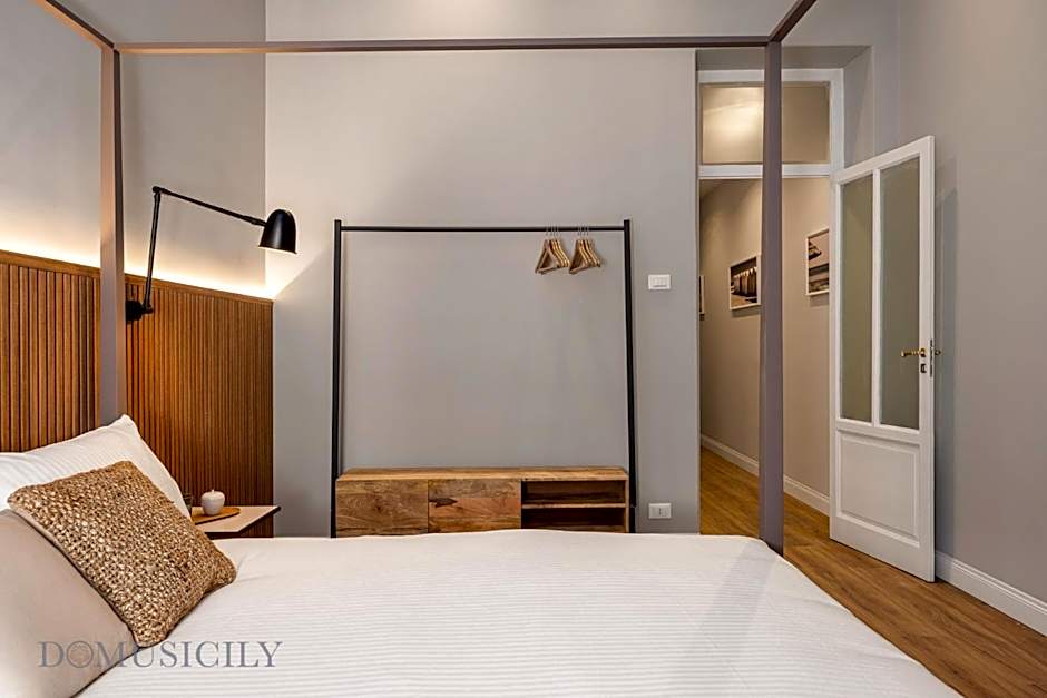 Constance Luxury Apartment by DomuSicily