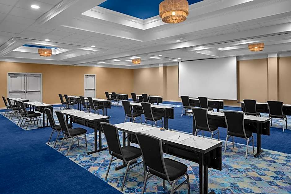 Hotel Indigo Mount Pleasant By IHG