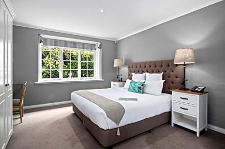 Suite with Garden View